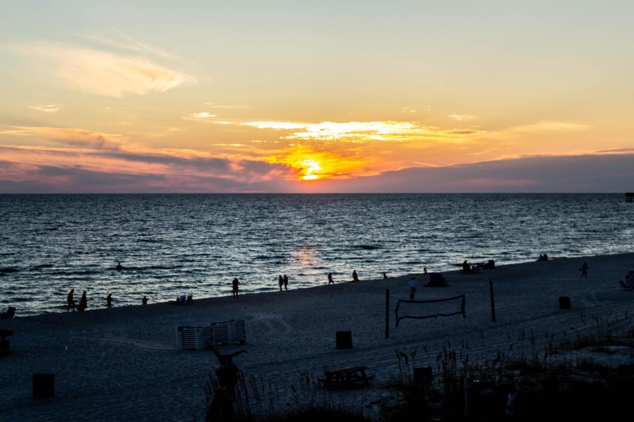 Beachfront With Free Beach Service!Private Balcony Панама Сити Бийч Екстериор снимка
